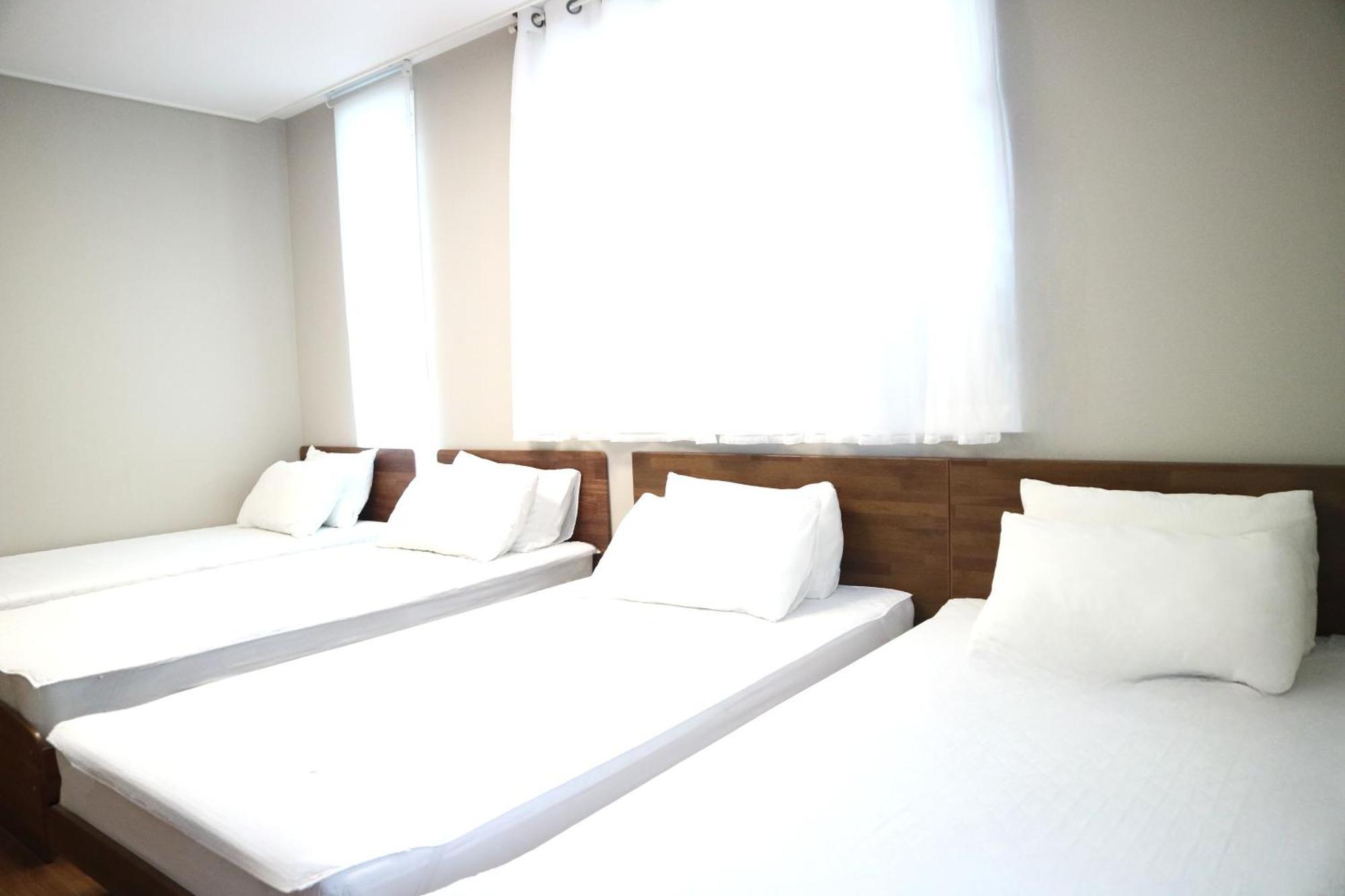 Incheon Airport Mr Kim Guest House Dış mekan fotoğraf